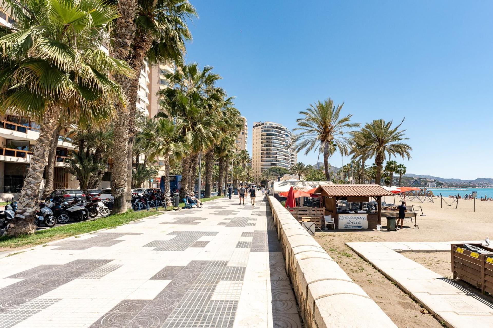 Malagasuite Malagueta Beach & Sun Εξωτερικό φωτογραφία